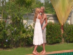 'Lesbian Cabana Hook-ups' screenshot nº 35
