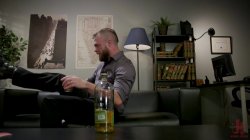 Captura de 'Divine Bitches - Executive Discipline: Cherie DeVille Humiliates Her Boss Mike Panic' nº 10