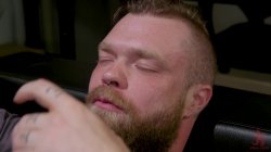 Captura de 'Divine Bitches - Executive Discipline: Cherie DeVille Humiliates Her Boss Mike Panic' nº 11