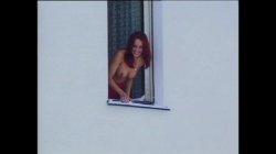 Captura de 'In My Grandmother's Room' nº 20