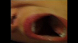 Captura de 'In My Grandmother's Room' nº 77