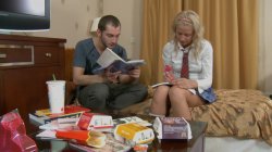 'Blonde Schoolgirl Learns a Valuable Sex Lesson' screenshot nº 10