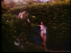 'Brown Haired Girls Get Retro' screenshot nº 4