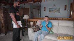 Captura de 'Cuckold husband watches interracial action with bbc wife' nº 18