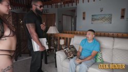 Captura de 'Cuckold husband watches interracial action with bbc wife' nº 22