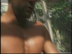Captura de 'Cocks in Frocks 5' nº 107