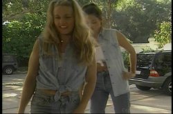 'Farmer's Daughters Do Beverly Hills' screenshot nº 7