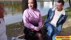 Captura de 'Cheating Housewife Daphne Klyde Squirting From Double Pussy Pounding (Dpp)' nº 6