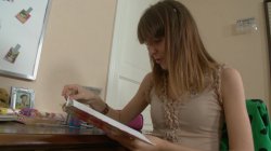 'Brunette Gives Her Friend A Great Sex Lesson' screenshot nº 7