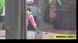 Captura de 'Neighbors' Wife With Perfect Body Kyra Hot Juicy Cunt Creampied' nº 12