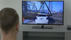 Captura de 'Brunette Enjoys First Anal with Neighbor' nº 3