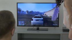 Captura de 'Brunette Enjoys First Anal with Neighbor' nº 4