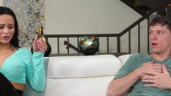'Stacked Moms 6' screenshot nº 94