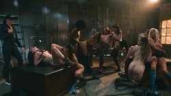 'Lesbian Group Sex' screenshot nº 33
