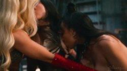 'Lesbian Group Sex' screenshot nº 10