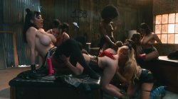 'Lesbian Group Sex' screenshot nº 12