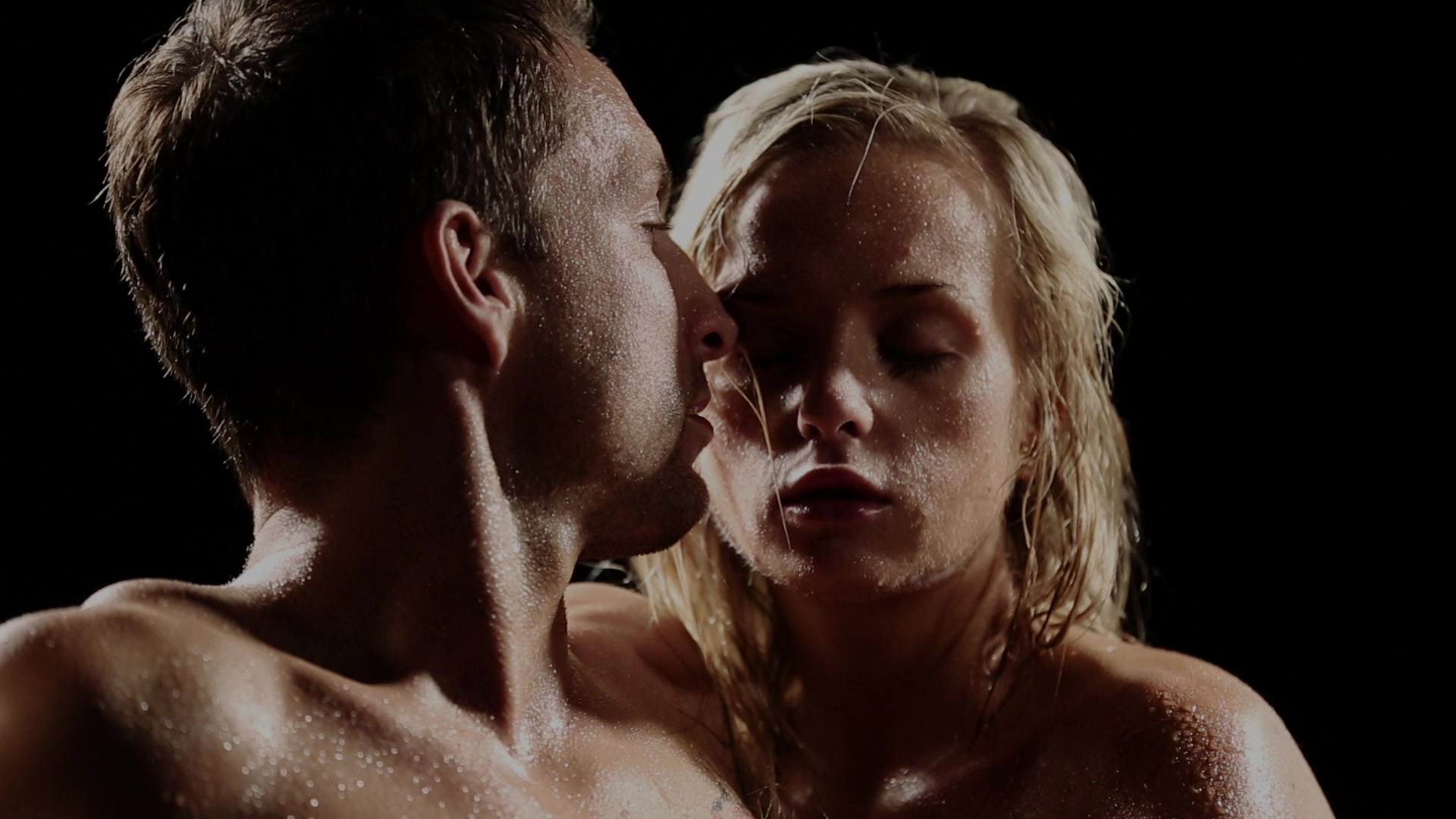 vinna reed, vinna and lutro steele in answer #2081246