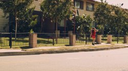 Captura de 'Walk The Streets' nº 52