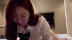 Captura de 'Glasses In Uniform - The Perfect Match!' nº 56