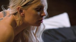Captura de 'Retreat To The Bedroom' nº 14