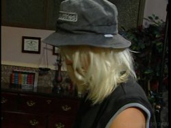 Captura de 'Girls Will Be Boys 7' nº 3