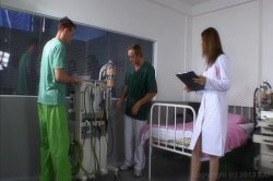 'Young Nurses (French)' screenshot nº 3