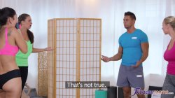 Captura de 'Big Dick Workout For Teen Hotties' nº 44