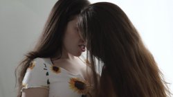 Captura de 'Squirting Lesbians Vol. 6' nº 10