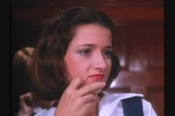 Captura de 'Little Girls Blue' nº 10
