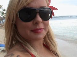 Captura de 'Erica Lynne Is Badd - The XXX Home Movies' nº 3