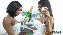 Captura de 'Big Dick Latina Trans Anal Sex And Cum' nº 4