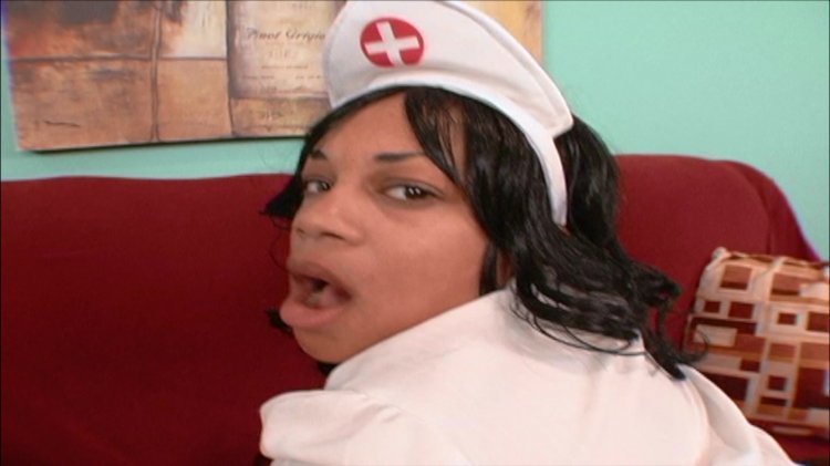 Cute Black Babe Gets Fucked Outside