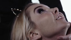 'He Loves Me In Collars & Cuffs' screenshot nº 5
