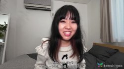 Captura de 'Busty Young Babe, Eri Mizuno, Becomes A Porn Star To Pay Off Debt' nº 40