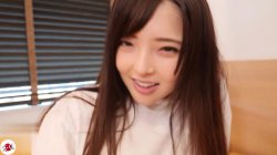 'A Fair Skinned Otaku Beauty Born in a Snowy Country' screenshot nº 19