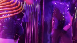 Captura de 'Rubber In The Vacuum Tower With Ava Fetishart And Perv' nº 102