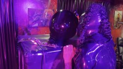 Captura de 'Rubber In The Vacuum Tower With Ava Fetishart And Perv' nº 12