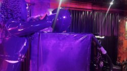 Captura de 'Rubber In The Vacuum Tower With Ava Fetishart And Perv' nº 19