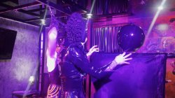 Captura de 'Rubber In The Vacuum Tower With Ava Fetishart And Perv' nº 27