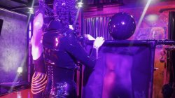 Captura de 'Rubber In The Vacuum Tower With Ava Fetishart And Perv' nº 36