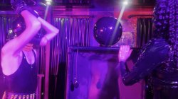 Captura de 'Rubber In The Vacuum Tower With Ava Fetishart And Perv' nº 44