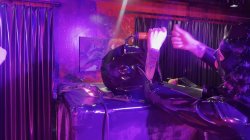 Captura de 'Rubber In The Vacuum Tower With Ava Fetishart And Perv' nº 7