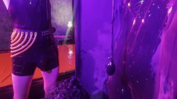 Captura de 'Rubber In The Vacuum Tower With Ava Fetishart And Perv' nº 82