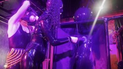 Captura de 'Rubber In The Vacuum Tower With Ava Fetishart And Perv' nº 91