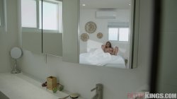 Captura de 'Caught My Stepsis Fapping to Taboo Porn' nº 11