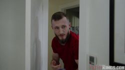 Captura de 'Caught My Stepsis Fapping to Taboo Porn' nº 38