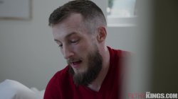 Captura de 'Caught My Stepsis Fapping to Taboo Porn' nº 65