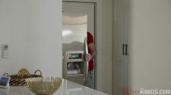 Captura de 'Caught My Stepsis Fapping to Taboo Porn' nº 7
