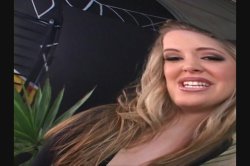 Captura de 'Mean Bitches Erotic Femdom 4' nº 119