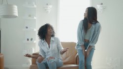 Captura de 'Seductive Lesbians' nº 5